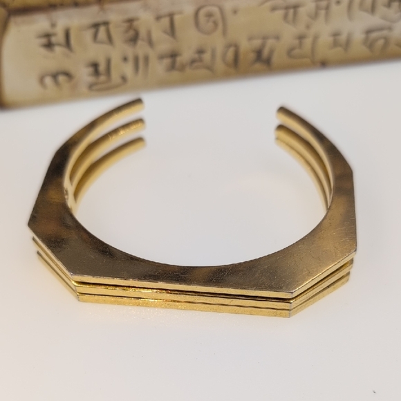 J. Crew Gold Modern Geometric Bracelet - Picture 1 of 4